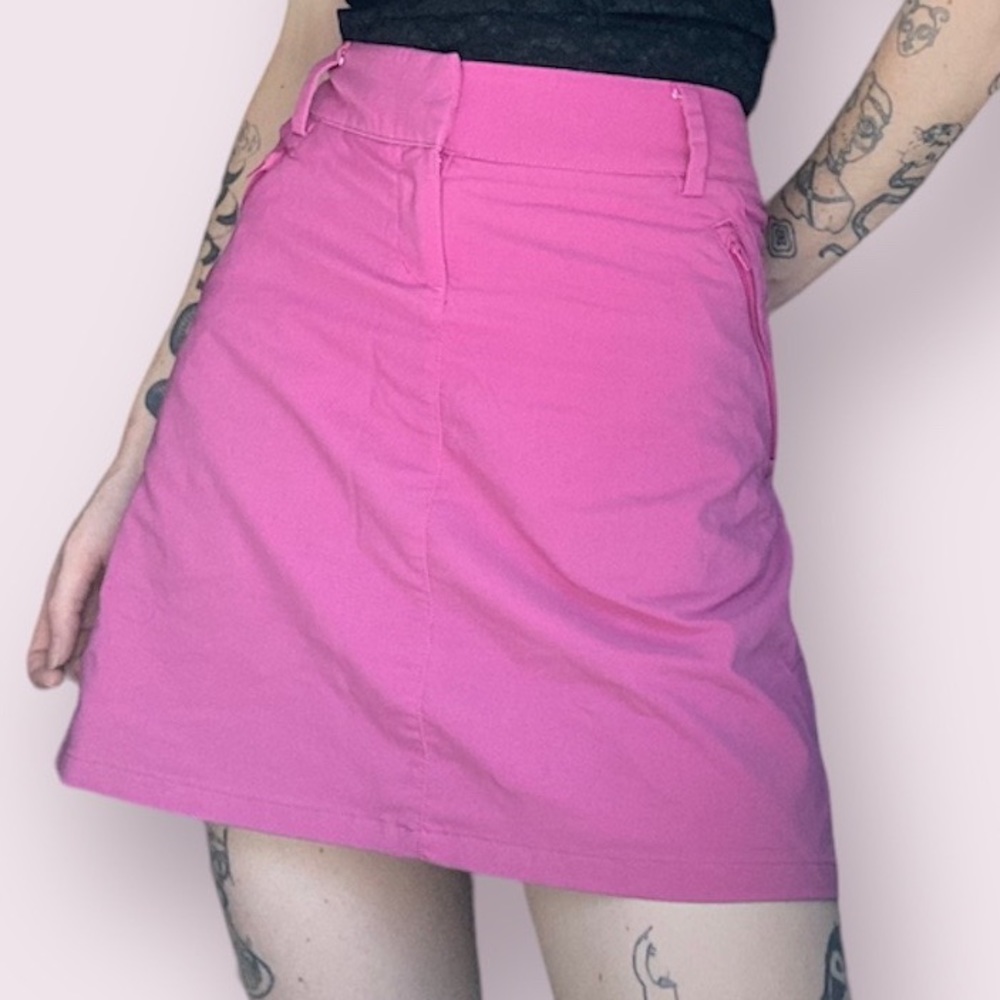 Pink athletic mini skirt